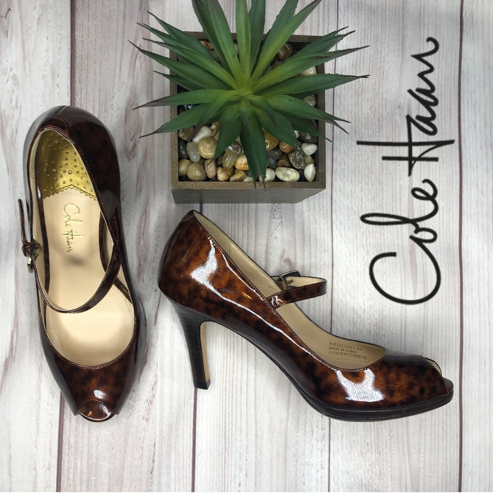 Cole Haan Brown Patent Leather Heels 6B. Peep Toe.
